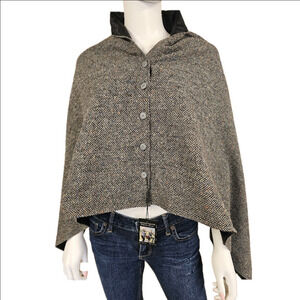 Mucros Weavers Wool Button Down Wrap/Cape One Size Fits Most